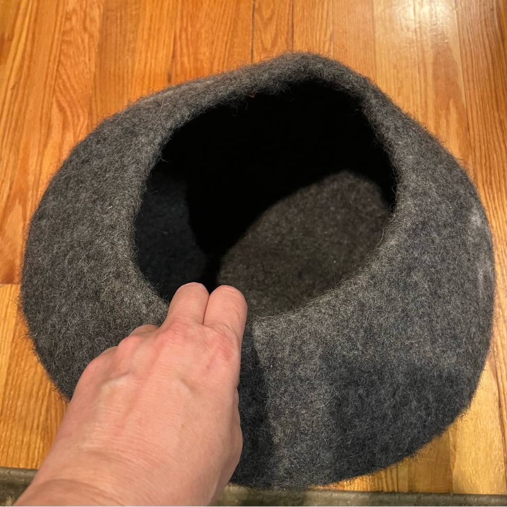 Felted Cat Cave - Picture 4 of 8